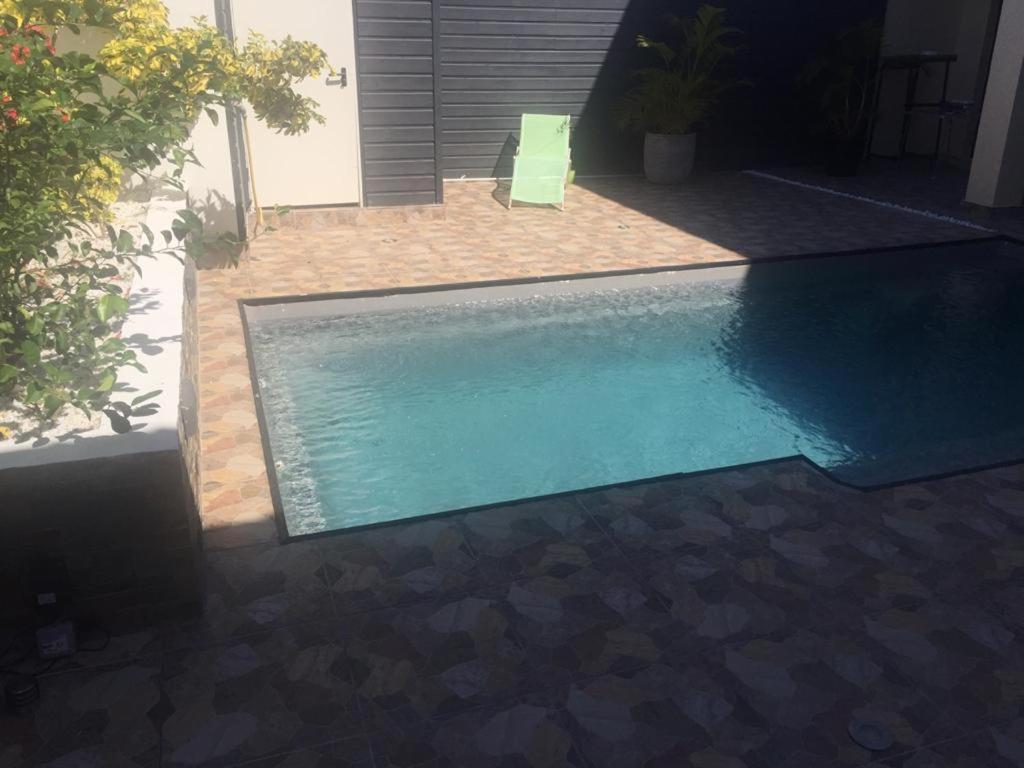 Nicole Residence Avec Piscine Chauffee & Jacuzzi Saint-André Dış mekan fotoğraf