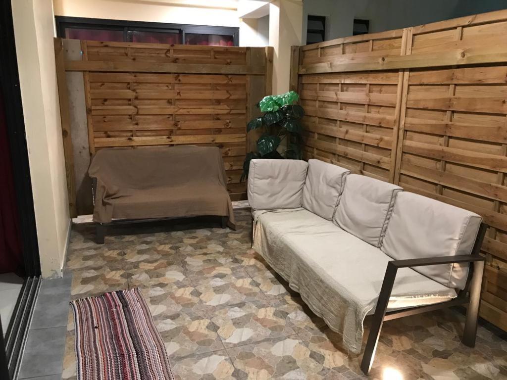 Nicole Residence Avec Piscine Chauffee & Jacuzzi Saint-André Dış mekan fotoğraf
