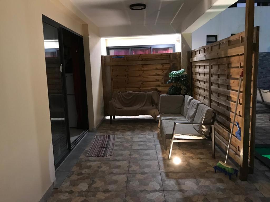 Nicole Residence Avec Piscine Chauffee & Jacuzzi Saint-André Dış mekan fotoğraf